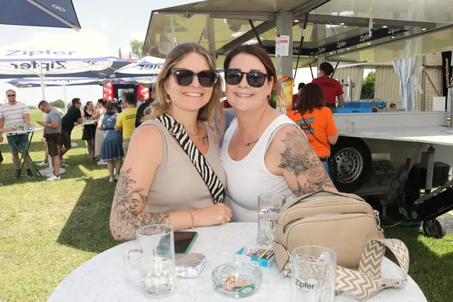 Steffi und Marisa | Foto: Sona Hasoyan