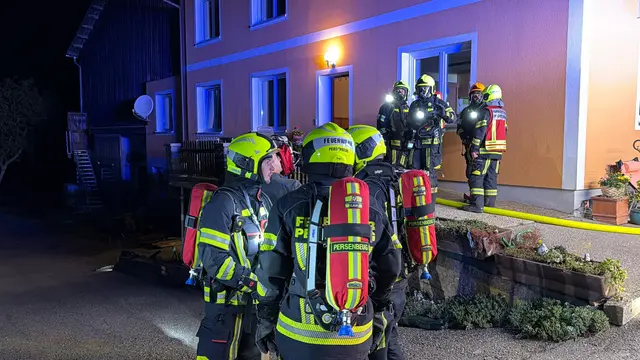 Vermutlicher Dachstuhlbrand in Hofamt Priel