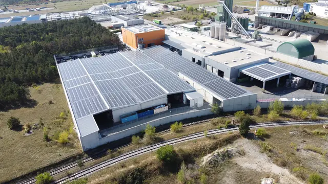 Seit Gründung hat PET Recycling Team GmbH die Kapazitäten kontinuierlich erweitert und ist heute Teil eines starken internationalen Netzwerks mit strategischen Partnern und Standorten.  | Foto: PET