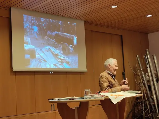 Anton Rohrmoser zu den aktivierenden Befragungen und Projekten die daraus entstanden sind.