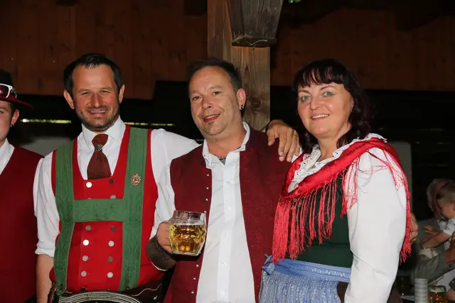 Frühschoppen am Waldfestplatz