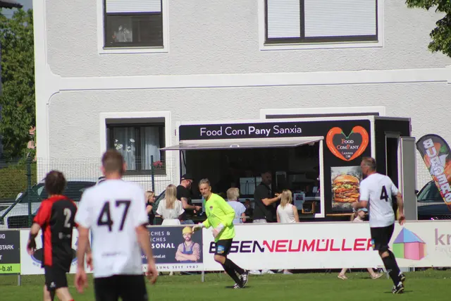 Oldstars Union Naarn - Team Copa Pele | Foto: MeinBezirk Perg/Köck
