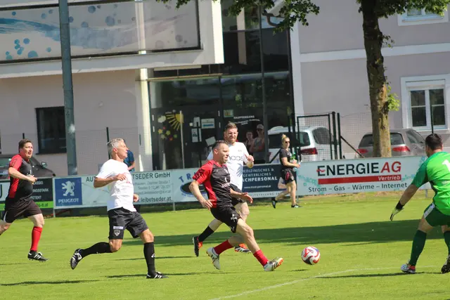Oldstars Union Naarn - Team Copa Pele | Foto: MeinBezirk Perg/Köck