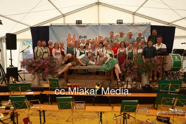5 Murauer Bierfässer von der Gemeinde – Jubiläum, Kaiserwetter & Mega-Stimmung beim Obdacher Sattelfest!
