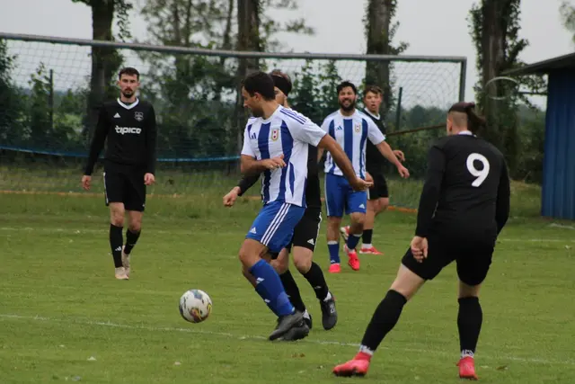 Der SV Mannersdorf kassierte eine 1:2-Heimniederlage gegen Kroatisch Geresdorf. | Foto: SV Mannersdorf