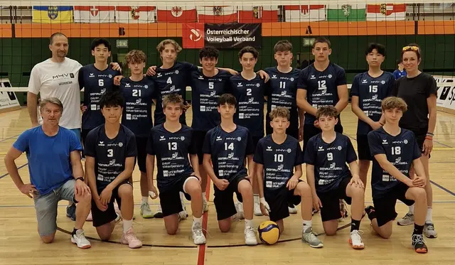 Die U16-Spielgemeinschaft von Mühlviertel Volleys und Steelvolleys eroberte bei den nationalen Titelkämpfen in Perg die Bronzemedaille. | Foto: Mühlviertelvolleys