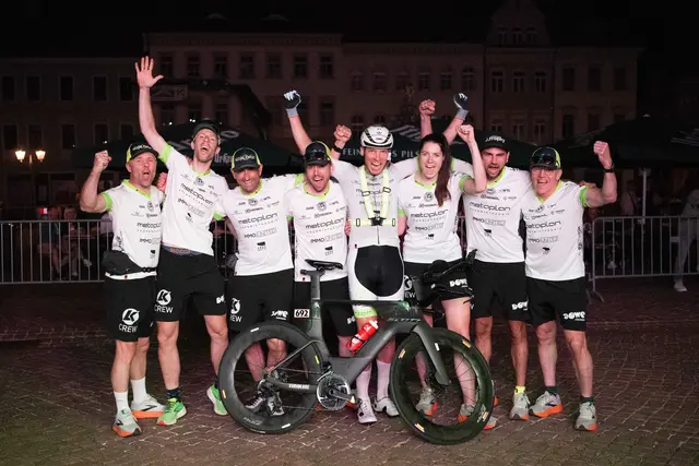 Die Freude beim Team Kaufmann nach dem Erfolg bei  der Ultracycling-Europameisterschaft riesig.  | Foto: Lisa Edelsbrunner 