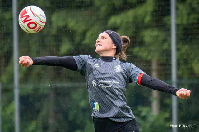 Kerstin Schartmüller ist Kapitänin des Münzbacher Bundesliga-Teams und auch als Nachwuchstrainerin äußerst engagiert. | Foto: Josef Pils