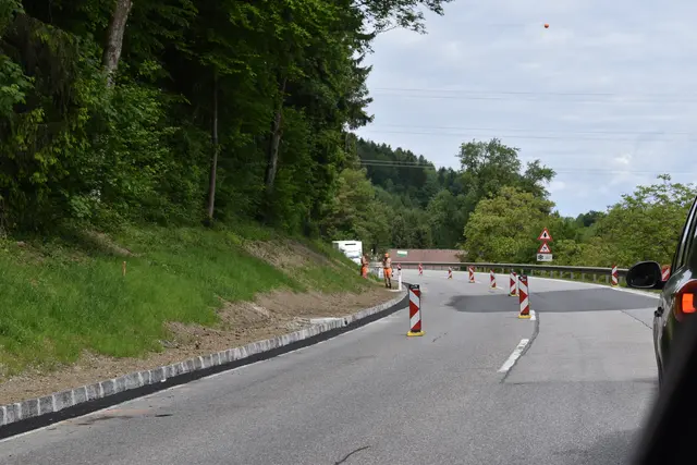 Achtung Baustelle: Im Bezirk Scheibbs wird während des Sommers felißig gebuddelt. | Foto: Roland Mayr/MeinBezirk Scheibbs