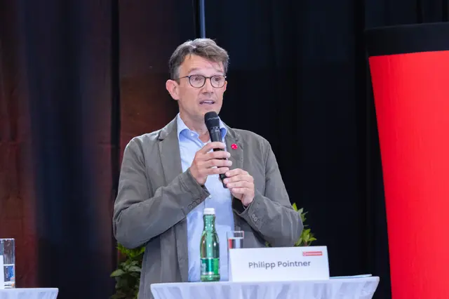 Philipp Pointner (Neos) plädierte für eine Stadtallee vom Hauptbahnhof bis in die Herrengasse.  | Foto: Konstantinov