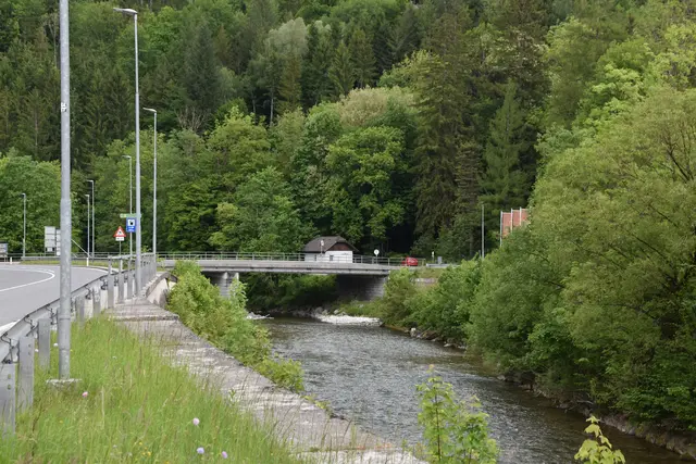 Achtung Baustelle: Im Bezirk Scheibbs wird während des Sommers felißig gebuddelt. | Foto: Roland Mayr/MeinBezirk Scheibbs