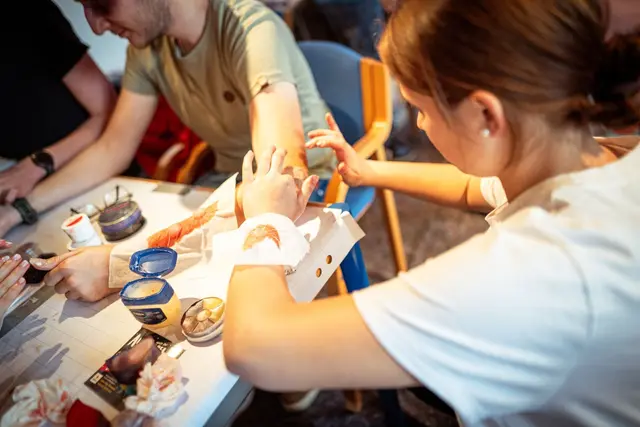Im Rahmen des RUD-Grundkurses erhielten Jugendliche aus den Jugendrotkreuz-Gruppen Einblicke in die Arbeit der Sondereinheit.
 | Foto: Sam Ziegler