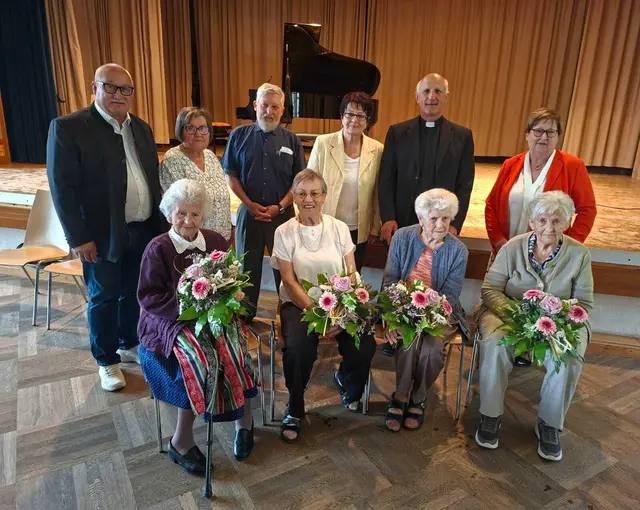 Muttertagsfeier im Volkshaus in St. Leonhard am Forst