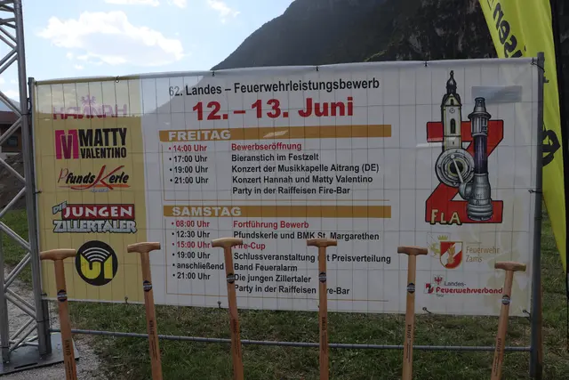 Programm des großen Feuerwehrfestes in Zams | Foto: Monika Hammerl