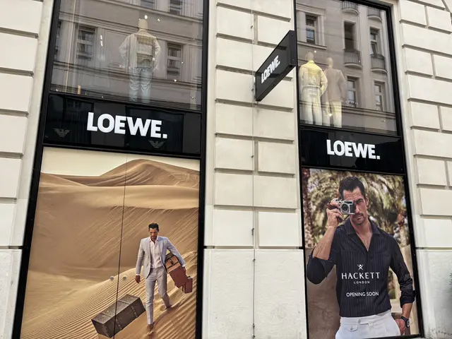 Die spanische Luxusmarke Loewe hat nun einen ersten Standort am Graben.  | Foto: Fabian Franz/MeinBezirk