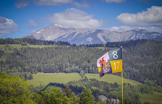 Golfclub Semmering feiert 100 Jahre Golfgeschichte mit Festprogramm, Magazin und internationalem Hickory-Highlight