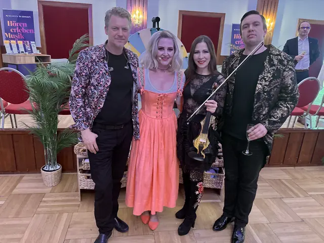 Die Musiker Bernd Lanner, Merle Saskia, Mia Nova und Pavel Kachnov sorgten für beste Stimmung.