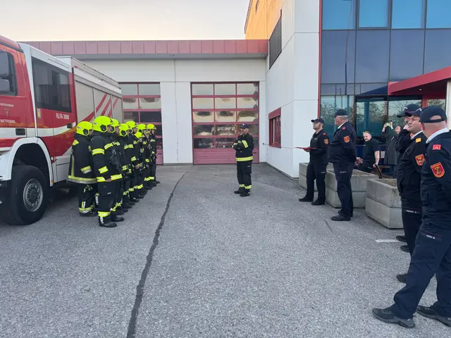Vor Beginn der praktischen Einsatzübung mussten feuerwehrspezifische Fragen beantwortet werden.  | Foto: Feuerwehr Mattersburg