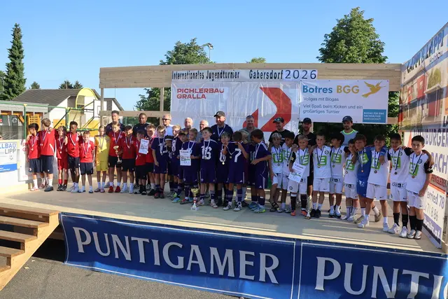 76 Teams aus fünf Nationen – Gabersdorf feierte großes Fußballfest