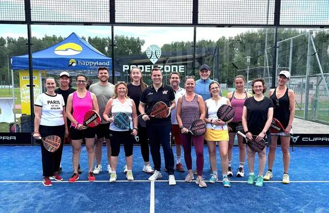 Bei bestem Wetter wurde die Padel-Saison im Happyland eröffnet.  | Foto: Happyland Klosterneuburg