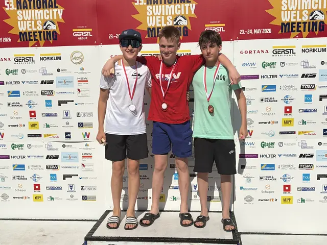 3x Silber und 2x Bronze, Rang 4 im 50 m Freistil Finale für Jakob Edthofer (links) | Foto: Tarik Dautovic / Schwimmverein Vöcklabruck