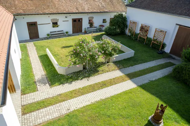 Die NÖ Senioren Drosendorf-Zissersdorf trafen sich zu einem gemütlichen Frühstück im Gasthaus „Zum Lenz“ in Langau. | Foto: Zum Lenz