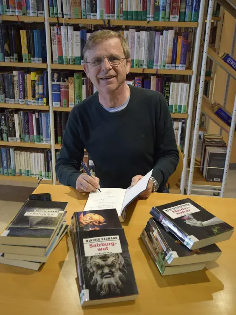 Krimi-Autor Manfred Baumann zu Besuch in Zwettl