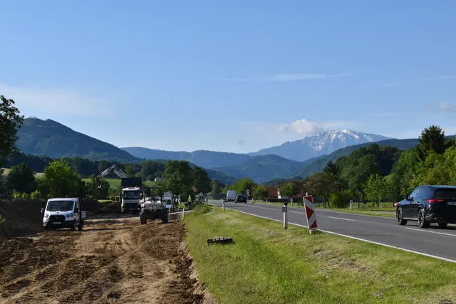 Achtung Baustelle: Im Bezirk Scheibbs wird während des Sommers felißig gebuddelt. | Foto: Roland Mayr/MeinBezirk Scheibbs