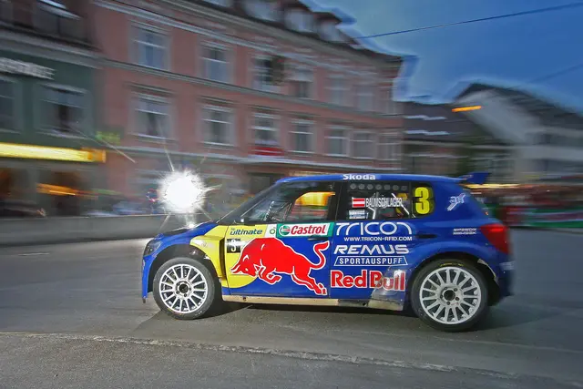 Ein Rallye-Auto in Judenburg.