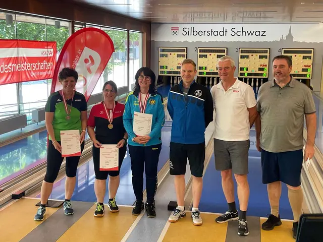 links im Bild: Voglmaier Silvia (KC Salzburg)