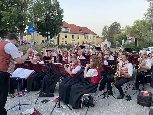 Beim Dämmerschoppen  | Foto: MV C.M. Ziehrer Zwettl
