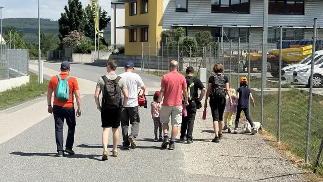 Die NEOS Horn luden zur gemeinsamen Wanderung durchs Taffatal. | Foto: NEOS Horn