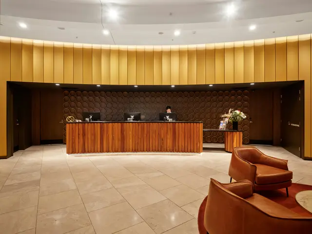 Alexander Ipp warnte vor langfristigen Folgen für den Standort Wien. Die Gewinnmargen vieler Hotels lägen nur bei vier bis fünf Prozent. (Symbolbild) | Foto: Neon Wang/Unsplash