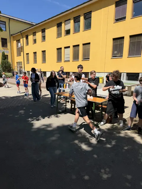 Insgesamt kamen 9.000 Euro für die Krebshilfe zusammen.