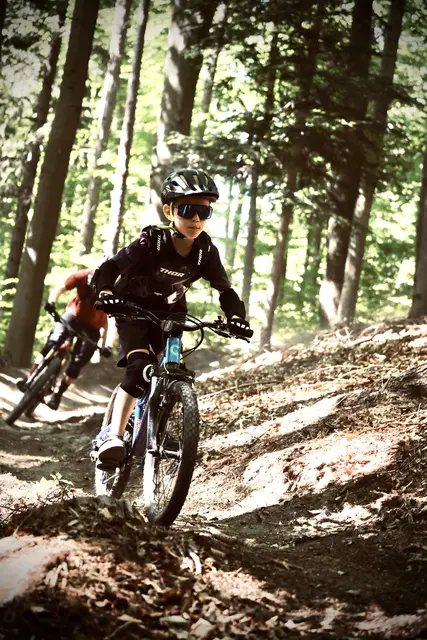 Der Trail ist von Jung und Alt befahrbar. | Foto: Sebastian Mihaly