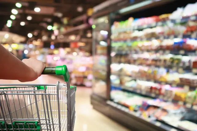 Durch die wiederholten Diebstähle entstand dem betroffenen Unternehmen ein Schaden in Höhe von mehreren tausend Euro (Symbolfoto) | Foto: stock.adobe.com/at/Kwangmoozaa