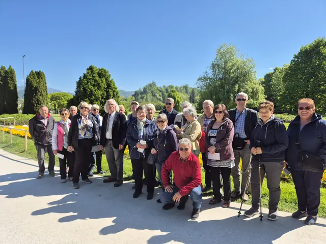 Maria Steininger (4.v.l.) mit den Teilnehmern der Reise zur Tulpenblüte in Slowenien | Foto: privat