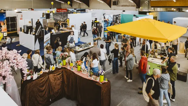 Die Jobmesse ein Marktplatz für rund 30 potenzielle Arbeitgeber, die am 12. und 13. Juni im Kulturzentrum Nußdorf-Debant stattfindet. | Foto: INNOS GmbH/Gaggl-Retter