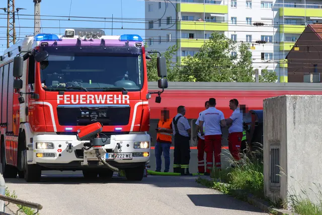 Eine Person wurde im Bereich des Welser Hauptbahnhofes vom Zug erfasst und tödlich verletzt. | Foto: laumat.at