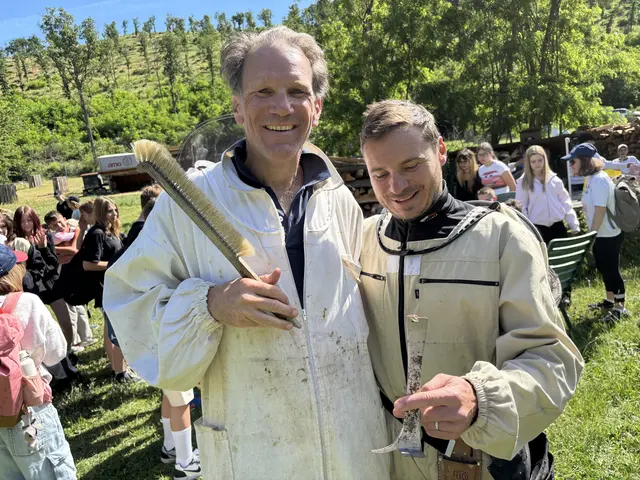 Die beiden Initiatoren des Projekts Spitzmühle Alfred Wallpach und Manuel Svejnoha.  | Foto: Stefan Schneider/MeinBezirk