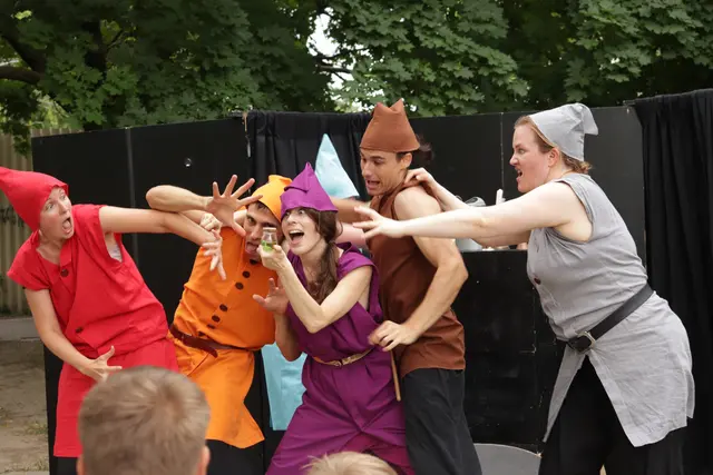 Das Freilufttheater für Kinder tourt wieder durch die Bezirk