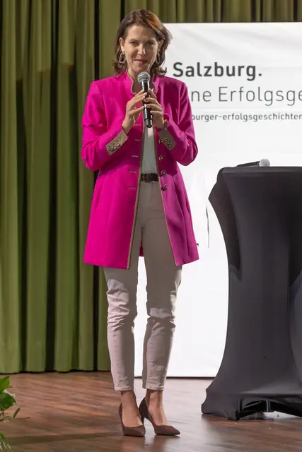 Landeshauptfrau Karoline Edtstadler, | Foto: © WKS/Stephan Dengg