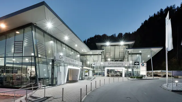 Die Unterberger Gruppe feiert heuer ihr 50-jähriges Bestehen und zählt heute mit 27 Standorten und rund 1.000 Mitarbeitern zu den größten Automobilunternehmen in Österreich und Süddeutschland. | Foto: Unterberger