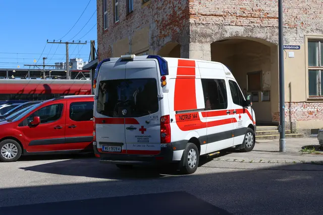 Eine Person wurde im Bereich des Welser Hauptbahnhofes vom Zug erfasst und tödlich verletzt. | Foto: laumat.at