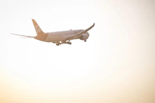 Die Fluggesellschaft verweist auf eine gesicherte Treibstoffversorgung und baut ihr Angebot für die Urlaubssaison sogar weiter aus. | Foto: Austrian Airlines