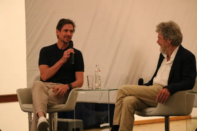 ehemaliger Spitzensportler Felix Gottwald mit Alpinist Reinhold Messner im Talk mit spannendem Meinungsaustausch. | Foto: Agnes Etzer