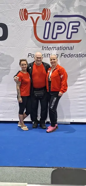 Neuhofen mit zweimal Gold und einmal Bronze