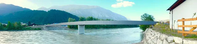 Die neue Brücke basiert auf einem Hohlkastenträgersystem aus 140 Tonnen Stahl.