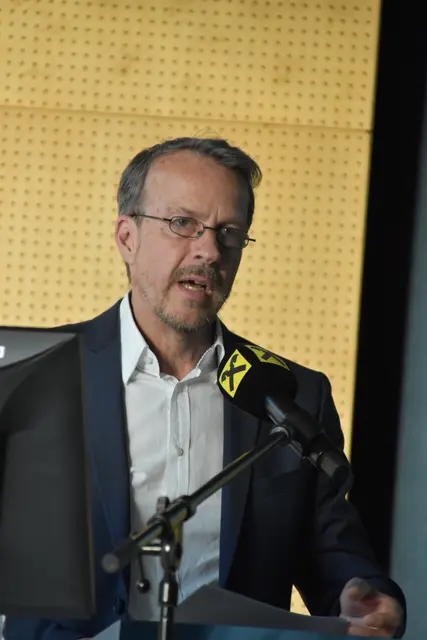 Verbandsdirektor Dr. Edwin Grubert, LL.M. (Raiffeisenverband Tirol)