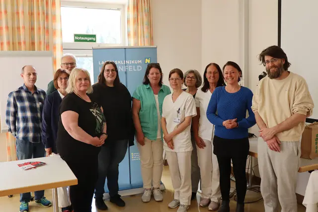 Ernst Weber, Monika Eder, Günter Siegl, Manuela Miklauschina, Lisa Nagy,
Katharina Ruby, Angelika Singer, Gabriele Löcker, Silke Swojanovsky, Theresia Nestlang
und Josef Emmerich Ganser | Foto: LK Lilienfeld